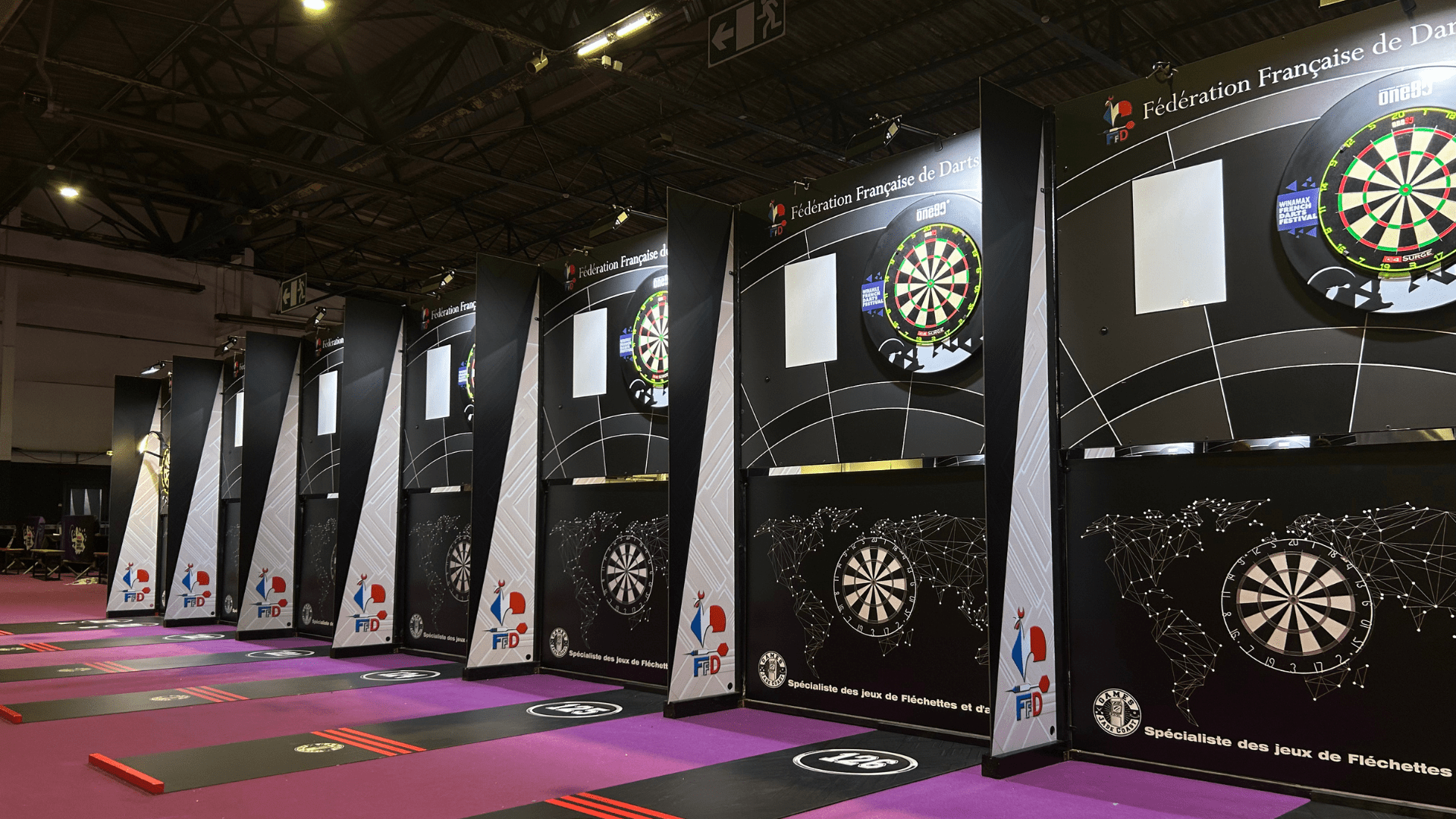French Darts Fest 3 Photos Illustrations Couverture Darts